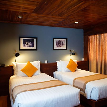 Pakse Hotel & Restaurant Exteriör bild