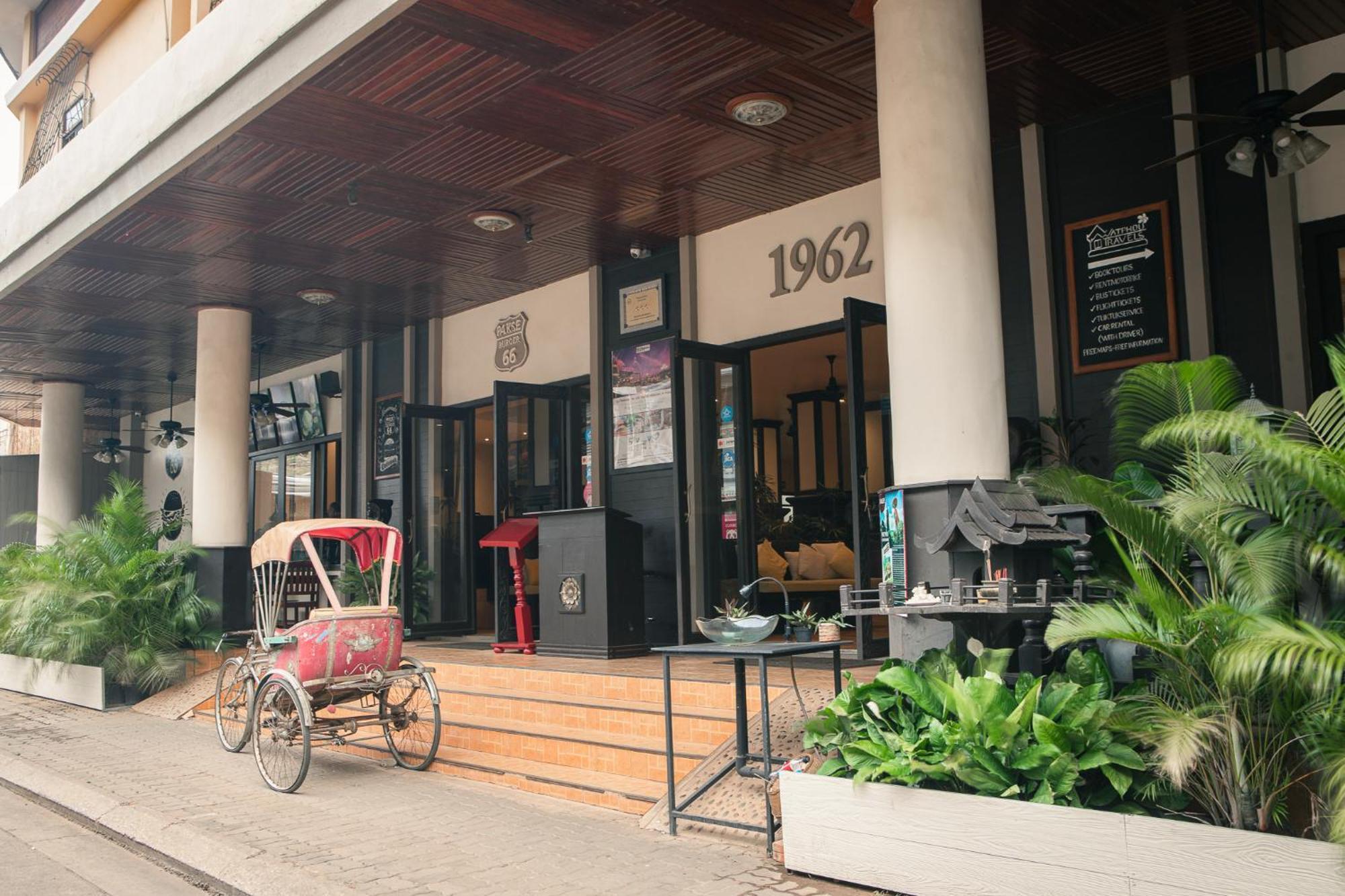 Pakse Hotel & Restaurant Exteriör bild